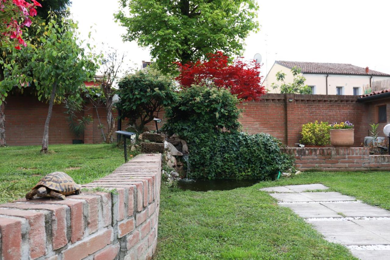 Villa Oasi Ferrara Exterior foto